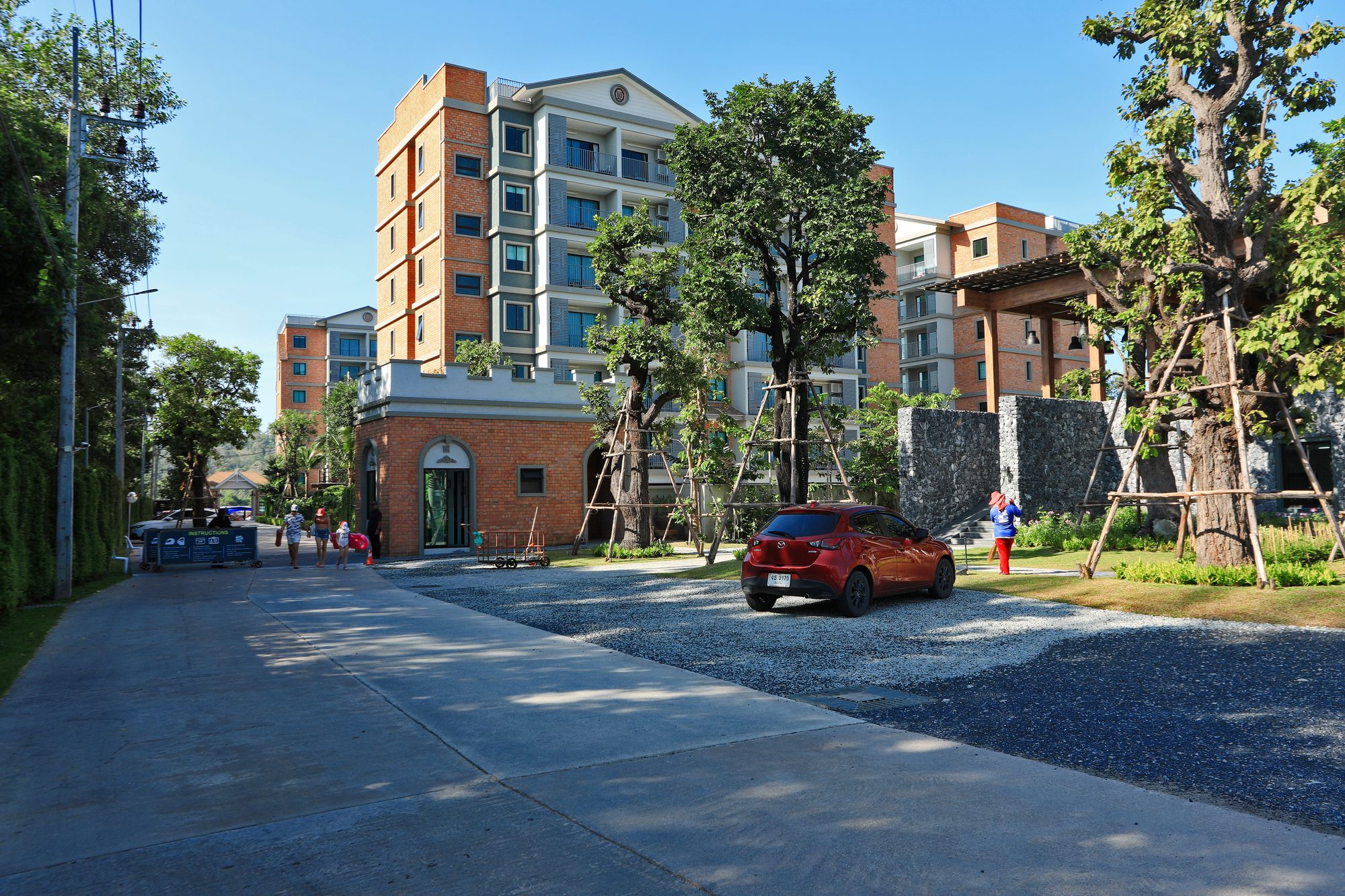The Title Naiyang B704