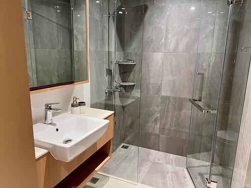 LBS 1403 - صورة 5