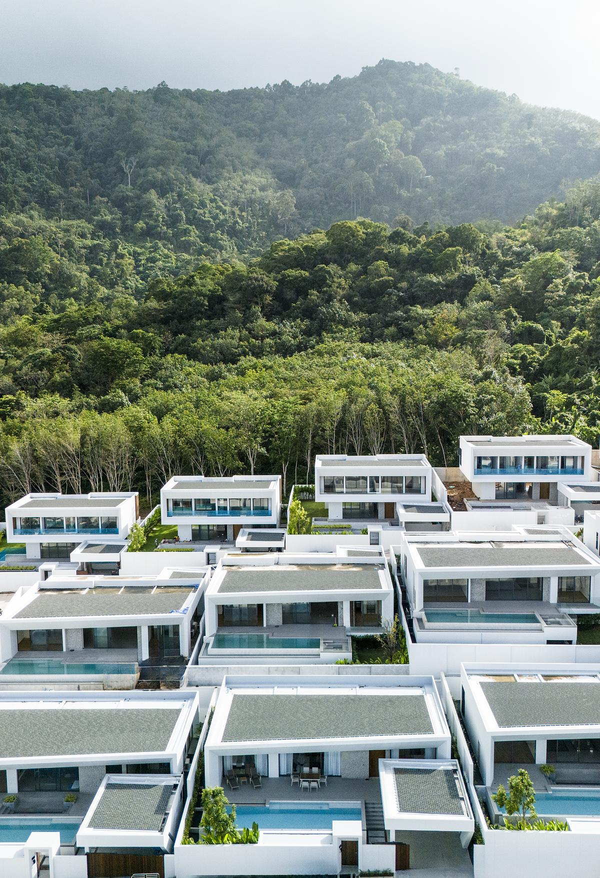 Clover Residence