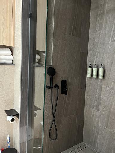 Exclusive Freehold Studio in Layan Green Park Condominium – A Unique Resale Opportunity - Фото 2