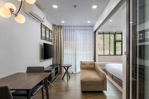 Karon beach apartment/ The Proud Hotel - صورة 6