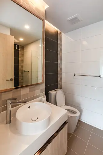 1 ห้องนอน คอนโดรอรอย - รูปภาพ 7