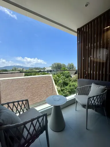 Kora Beach Resort — 2-bed corner unit, leasehold resale - صورة 5