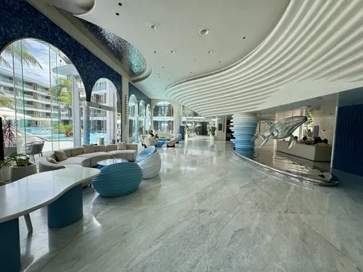 Kora Beach Resort — 2-bed corner unit, leasehold resale - صورة 9