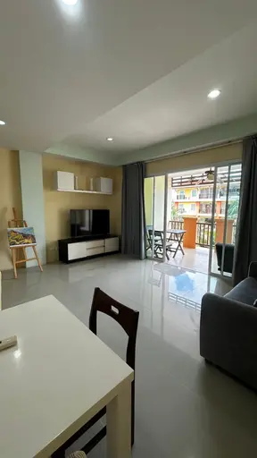 Palm Breeze Resort, Nai Harn 的两套一卧室公寓 — 拍卖 - 照片 1