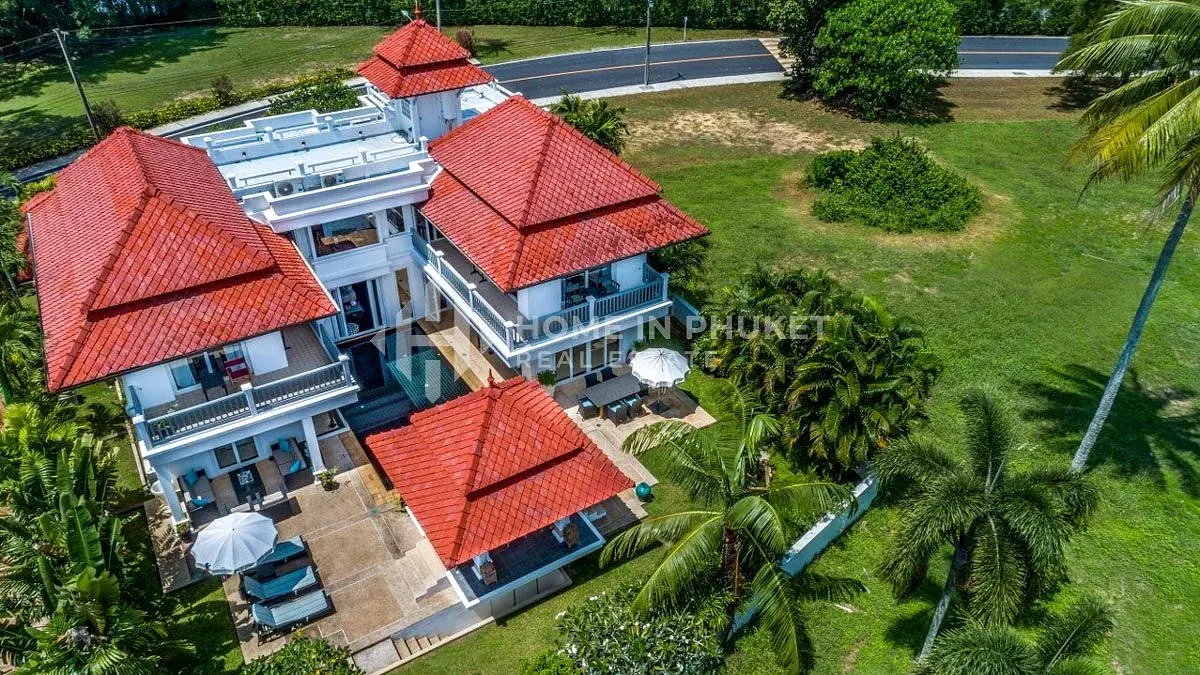 Laguna Homes