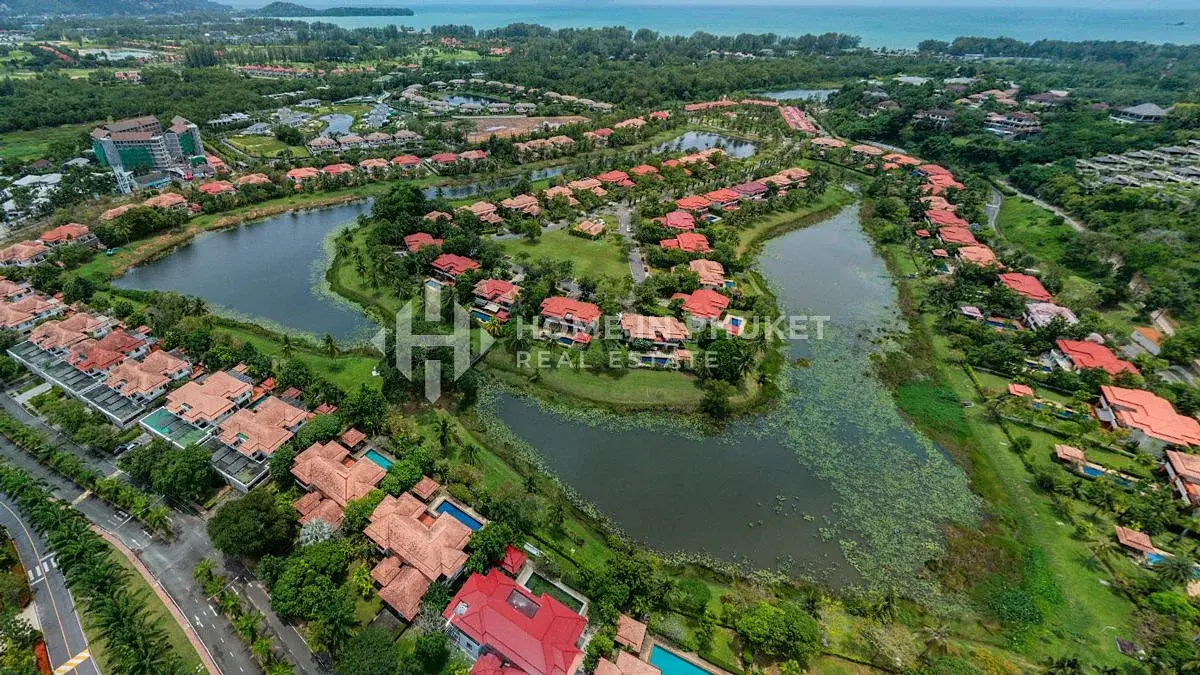 Laguna Village