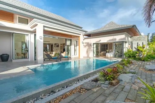 The Breeze Villas 1